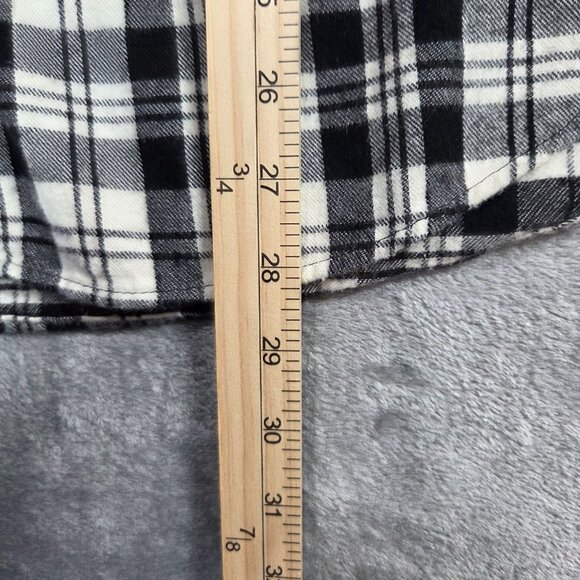 LL Bean Shirt Womens Medium Black White Scotch Plaid Flannel Tunic Preppy - Picture 6 of 6